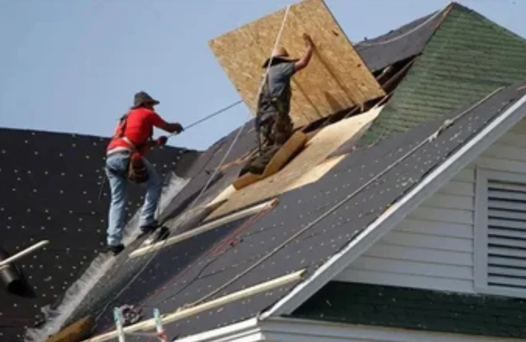 Roof Replacement Columbia SC: Signs You Need a New Roof 2 Roof Replacement Columbia SC: Signs You Need a New Roof